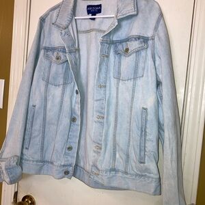 Arizona Jean Company Women's Light Blue Denim Jacket